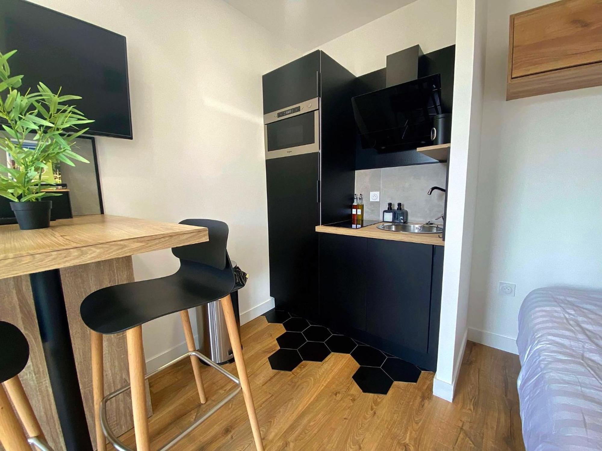 Studio Premium, A 50M Du Lac D'Ardres Avec Terrasse Zewnętrze zdjęcie